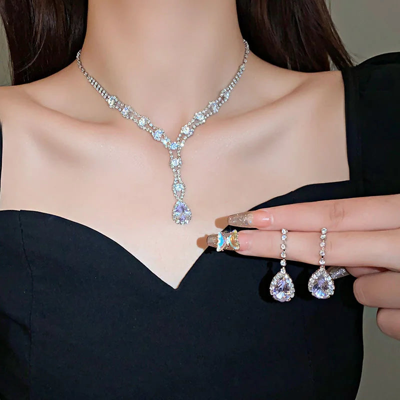 3 Pcs Bluey Square Rhinestone Water Drop Pendant Necklaces for Women Temperament Elegant Collarbone Chains Luxury Jewelry Sets