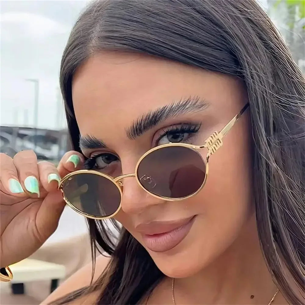 1Pc Retro Fashion Metal Oval Frame Sunglasses, Multi-Colored Lenses Available, Suitable for Street Photography, Vacation